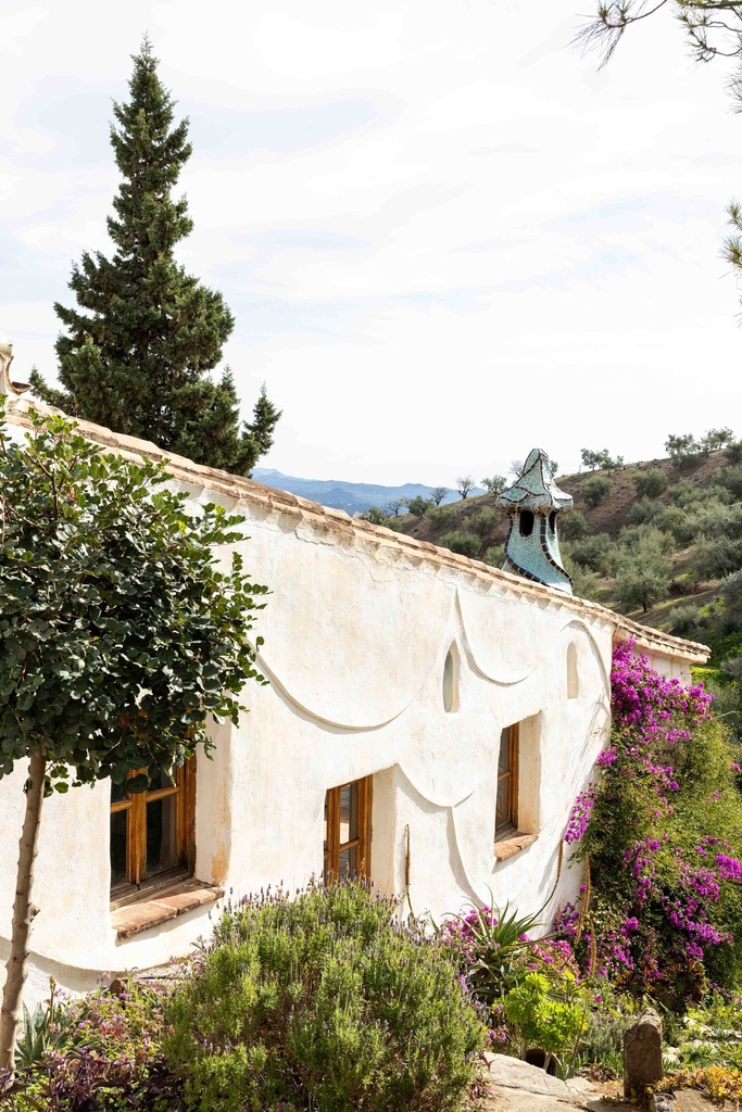 Buurtschap met 14 stadhuizen te koop in La Viñuela, Málaga