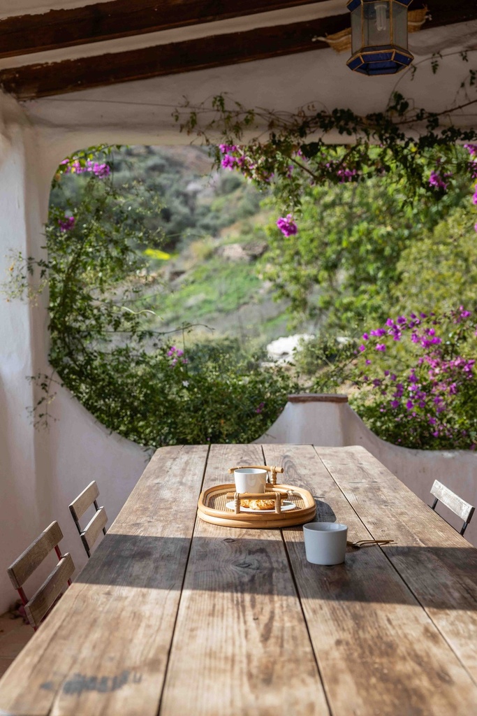 Buurtschap met 14 stadhuizen te koop in La Viñuela, Málaga