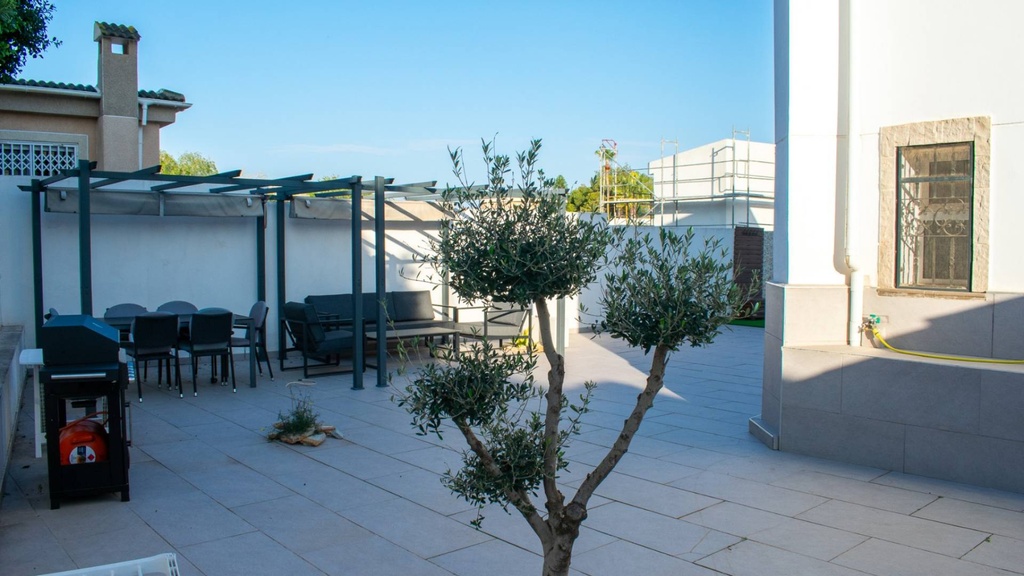 Gezellige vrijstaande villa met privé zwembad in Los Balcones, Torrevieja