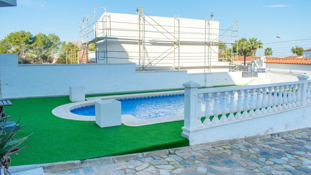 Gezellige vrijstaande villa met privé zwembad in Los Balcones, Torrevieja