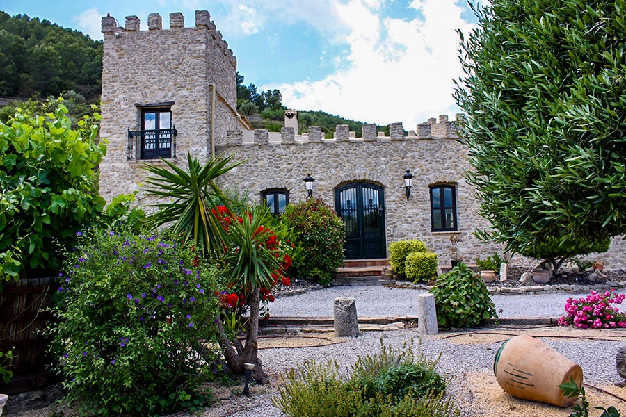 Prachtig historisch kasteel/villa te koop in Relleu, Alicante